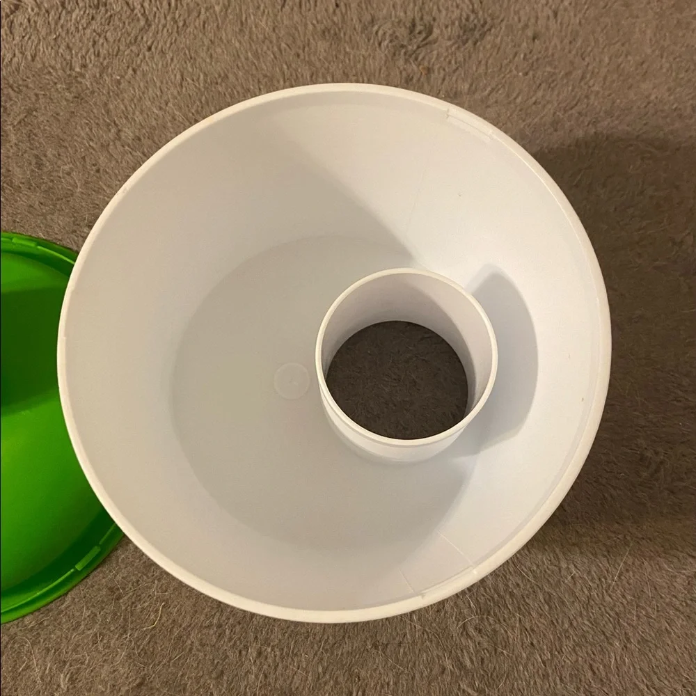 EUC - Catit Muti feeder slow feeder bowl